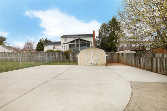 Huge Parking Area and Storage Shed